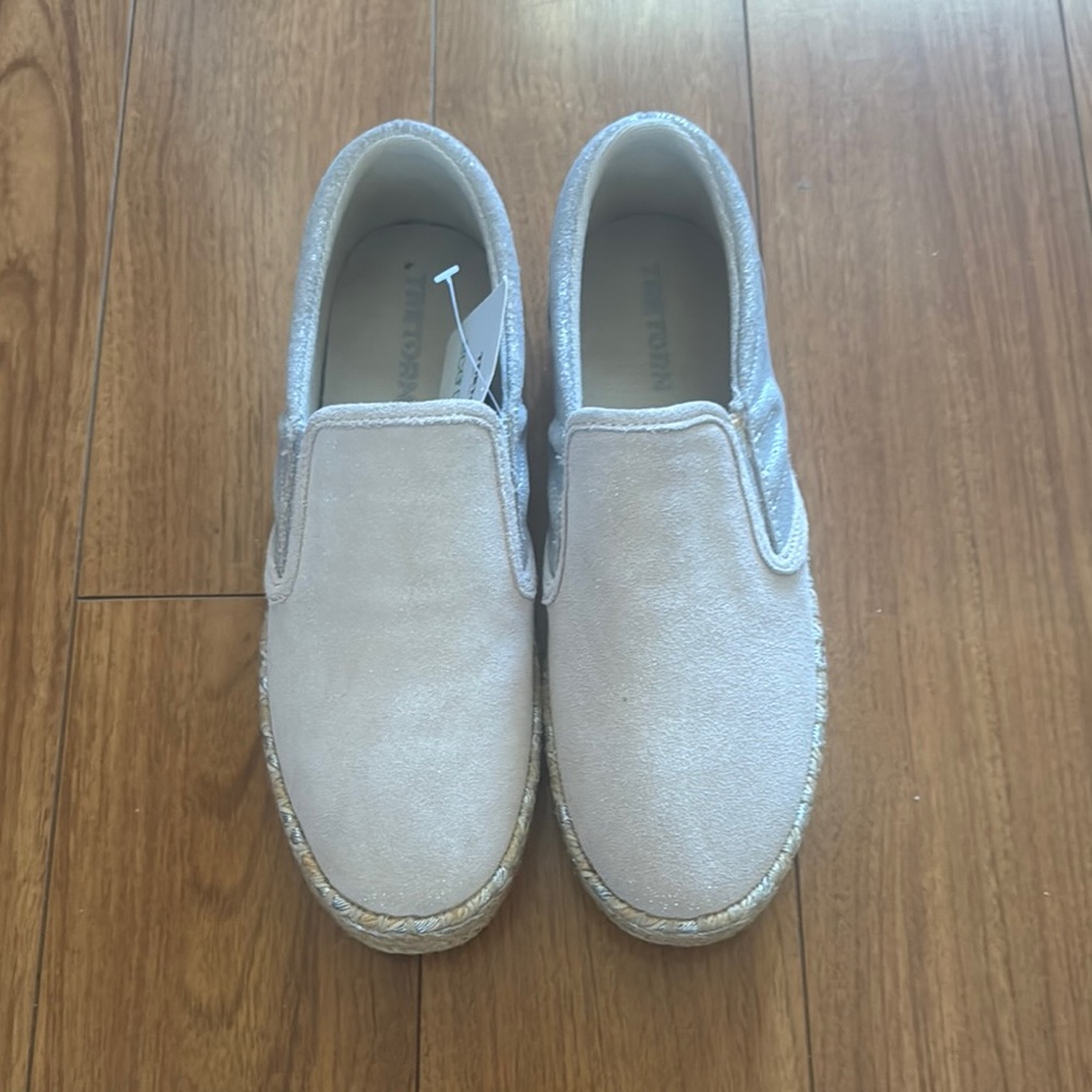 Women's White Slip-On Espadrilles - Picture 2 of 5